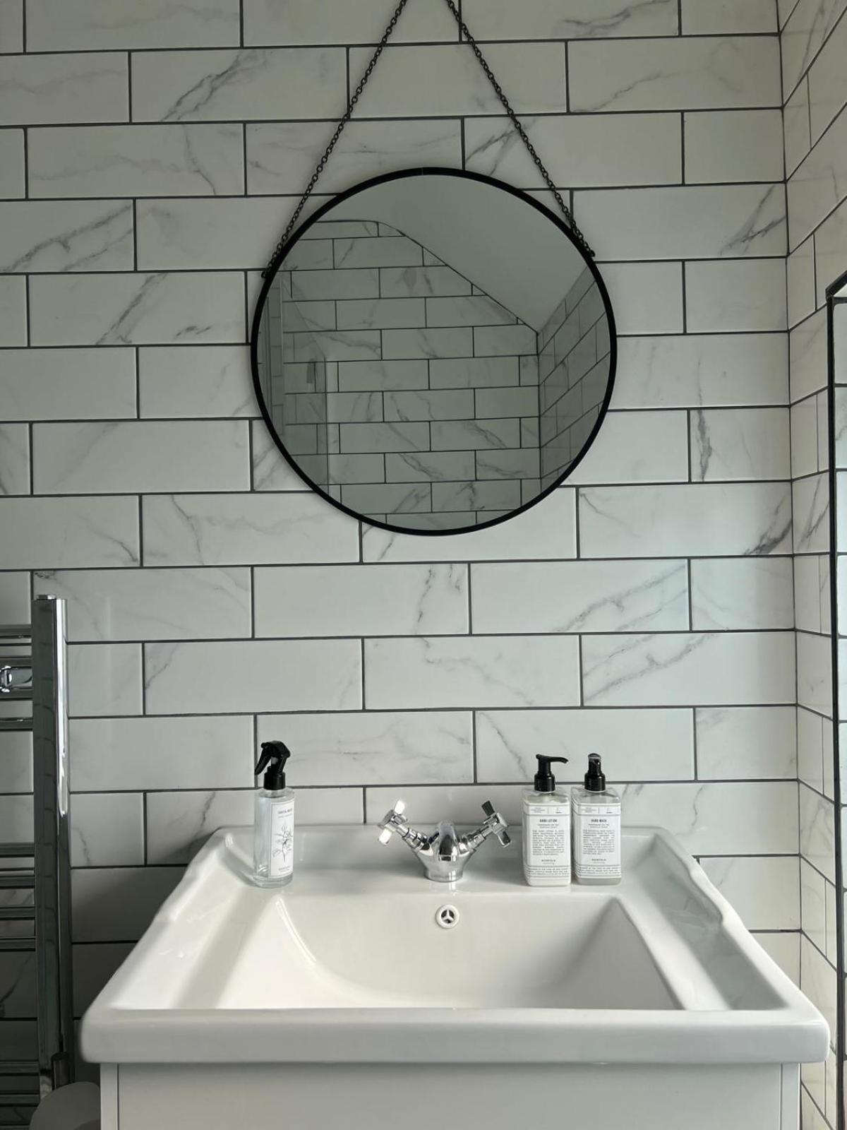 Urban Stay Apartment Central Эйлшем Экстерьер фото